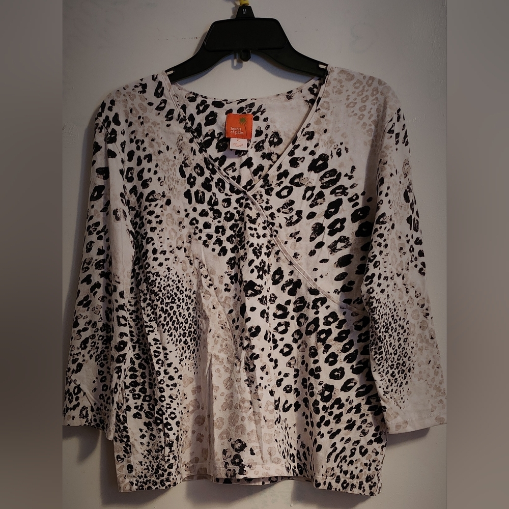 Hearts of Palm Leopard Print V-Neck Blouse! SIZE XL!